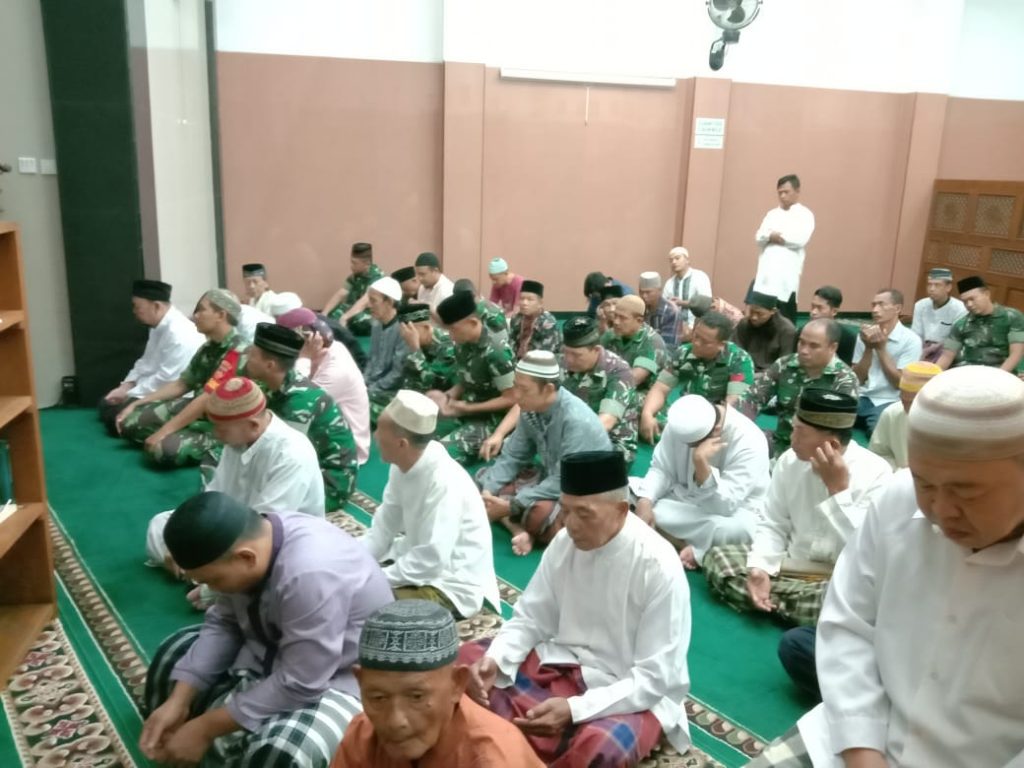 Kami datang untuk rakyat, Bersama Rakyat TNI kuat