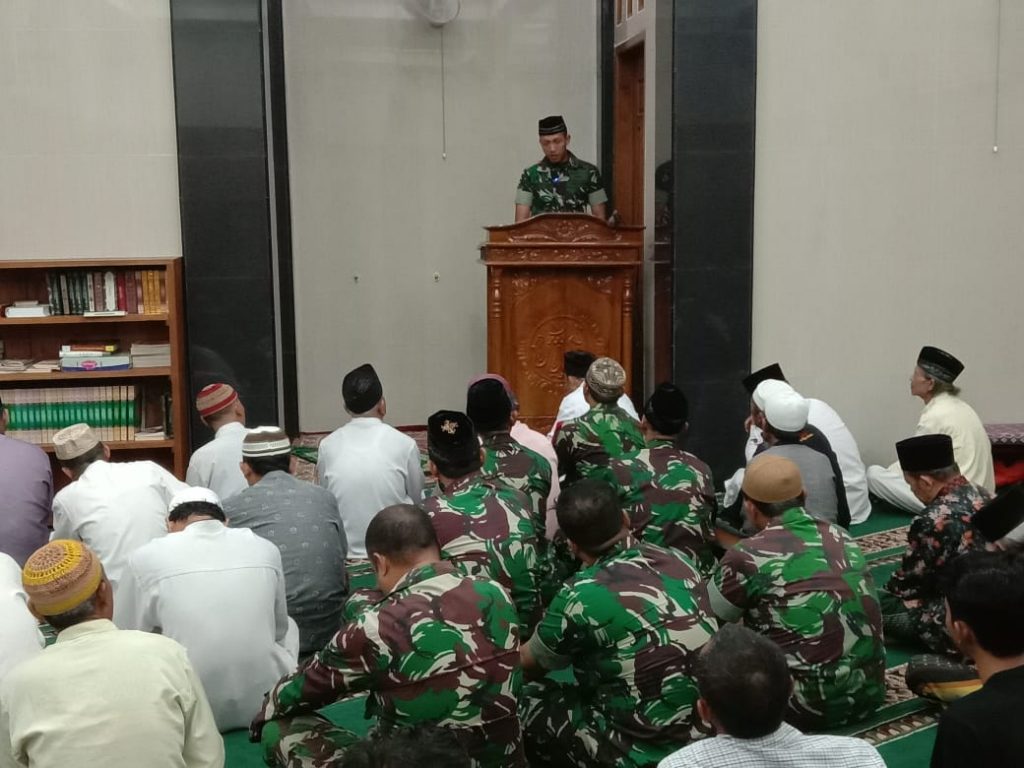 Kami datang untuk rakyat, Bersama Rakyat TNI kuat