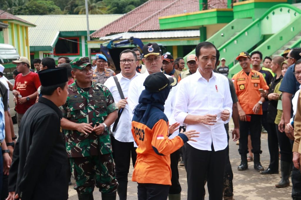 Pangdam III/Siliwangi Sambut Kedatangan Presiden Joko Widodo Di Lebak